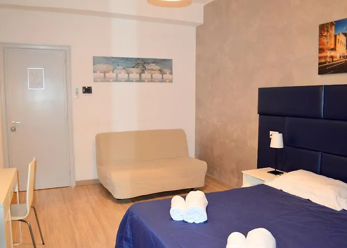 Check-inn Bed and breakfast 4*