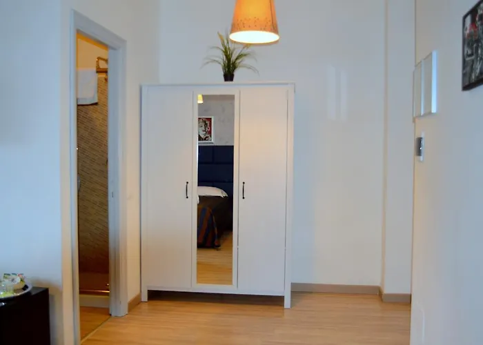 Check-inn Bed and breakfast 4*